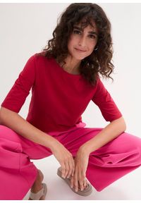 bonprix - T-shirt z dekoltem w łódkę. Kolor: czerwony. Materiał: bawełna. Długość rękawa: krótki rękaw. Długość: krótkie. Wzór: gładki. Styl: sportowy #1