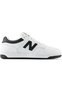 Buty unisex New Balance BB480LBK – białe. Okazja: na co dzień. Kolor: biały. Materiał: skóra, syntetyk, materiał, dresówka. Szerokość cholewki: normalna. Sport: turystyka piesza #1