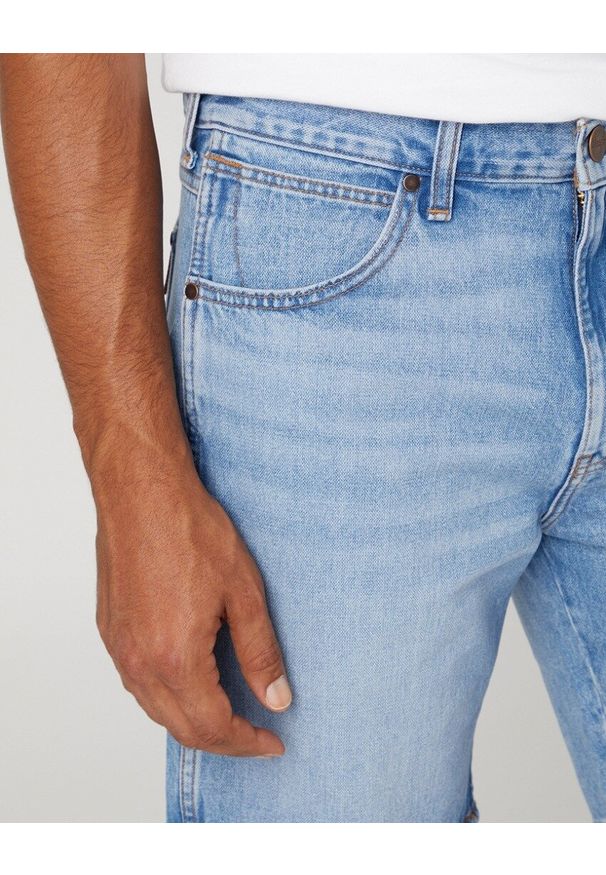 Wrangler - WRANGLER FRONTIER SHORT MĘSKIE SZORTY KRÓTKIE SPODENKI W16W73Z33 112331084. Długość: krótkie