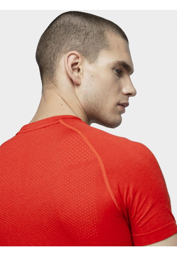 4f - 4F Koszulka treningowa slim szybkochnąca męska XXL/XXXL. Kolor: czerwony. Materiał: włókno. Długość rękawa: raglanowy rękaw. Sport: fitness