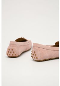 Lauren Ralph Lauren - Mokasyny zamszowe. Nosek buta: okrągły. Kolor: różowy. Materiał: zamsz. Wzór: gładki #4
