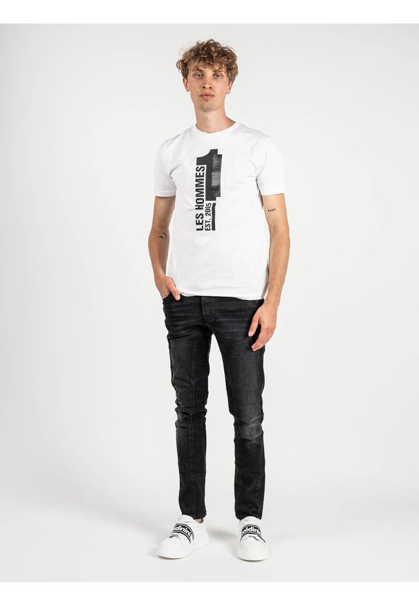 Les Hommes T-shirt | LLT205 721P | Round Neck T-Shirt | Mężczyzna | Biały. Okazja: na co dzień. Kolor: biały. Materiał: bawełna. Wzór: nadruk. Styl: casual