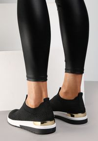 Renee - Czarne Buty Sportowe Hypnerus. Nosek buta: okrągły. Zapięcie: bez zapięcia. Kolor: czarny. Materiał: jeans, materiał #6