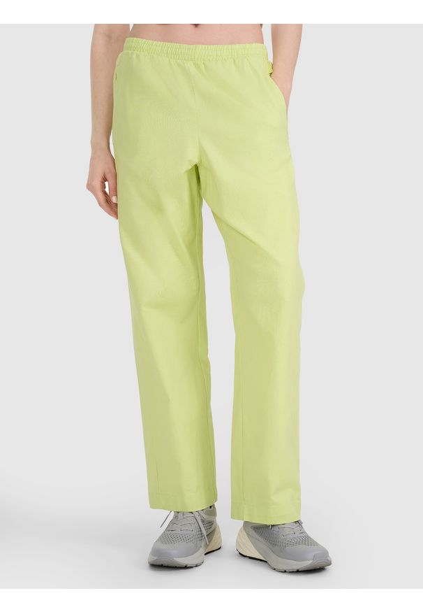 4f - 4F Spodnie casual damskie - żółte S. Okazja: na co dzień. Kolor: żółty. Materiał: bawełna, materiał, tkanina. Styl: casual