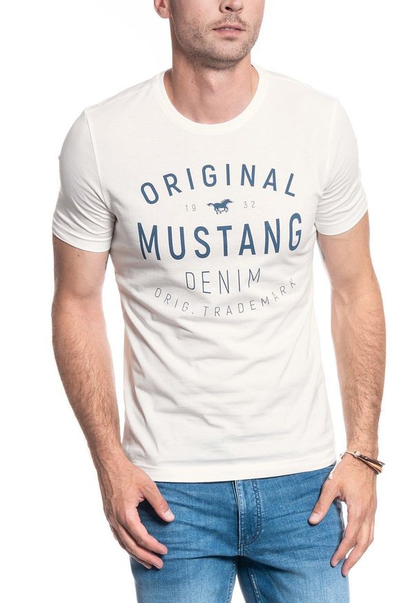 Mustang - MUSTANG TSHIRT Alex C Print CLOUD DANCER 1010716 2020. Wzór: nadruk