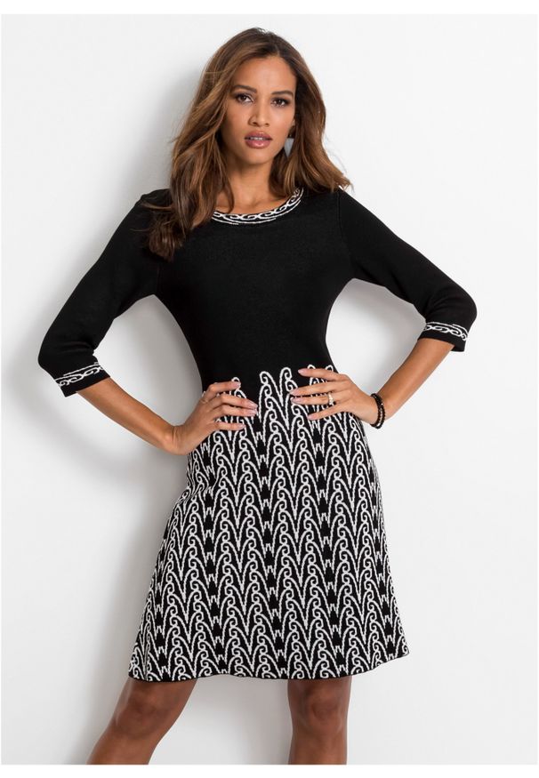 bonprix - Rozkloszowana sukienka dzianinowa w żakardowy wzór. Kolor: czarny. Materiał: dzianina, żakard. Styl: elegancki