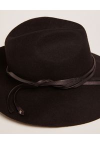 GOLDEN GOOSE - Czarny kapelusz z wełny Fedora. Kolor: czarny. Materiał: wełna. Wzór: aplikacja