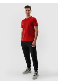 4f - 4F T-Shirt 4FWSS24TTSHM1154 Bordowy Regular Fit. Kolor: czerwony. Materiał: bawełna