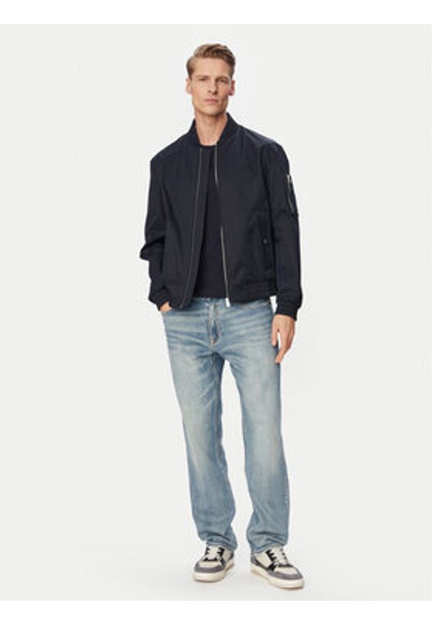 Guess Jeansy M6GAR7 D0866 Niebieski Regular Fit. Kolor: niebieski