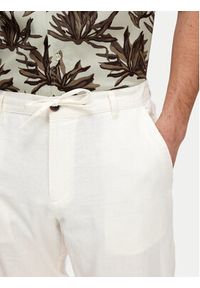Selected Homme Chinosy 16087636 Biały Slim Tapered Fit. Kolor: biały. Materiał: bawełna #6