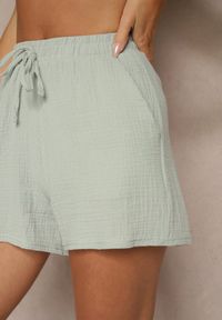 Renee - Jasnozielone Szorty z Bawełny ze Sznurkiem Saricelle. Okazja: na plażę, na spacer. Kolor: zielony. Materiał: bawełna. Sezon: lato #3