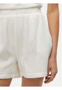 Vero Moda Szorty materiałowe Natali 10279687 Biały Baggy Fit. Kolor: biały. Materiał: bawełna #2
