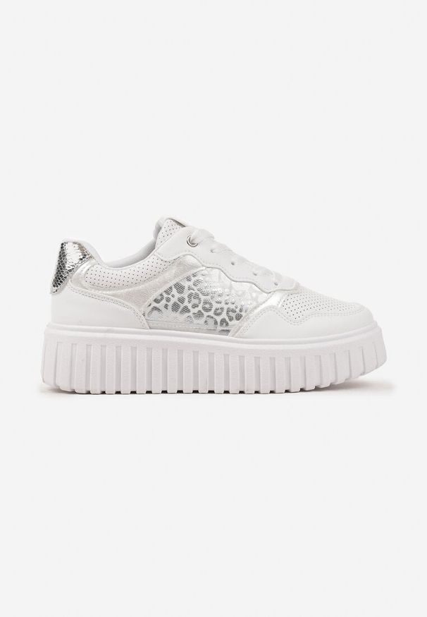 Born2be - Białe Sneakersy na Tłoczonej Podeszwie ze Zdobieniami w Panterkę Gerraza. Okazja: na co dzień. Zapięcie: sznurówki. Kolor: biały. Materiał: jeans. Wzór: aplikacja, motyw zwierzęcy