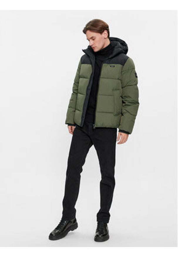 Calvin Klein Kurtka zimowa Crinkle K10K112227 Zielony Regular Fit. Kolor: zielony. Materiał: syntetyk. Sezon: zima