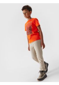 4f - T-shirt z nadrukiem chłopięcy. Kolor: pomarańczowy. Materiał: bawełna. Wzór: nadruk #2