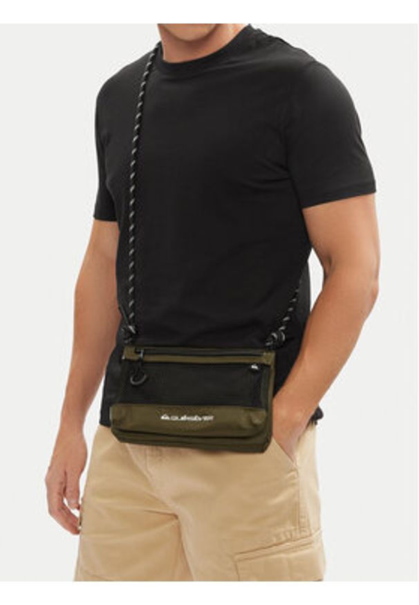 Quiksilver Saszetka QUIC-M-006-07 Khaki. Kolor: brązowy. Materiał: materiał