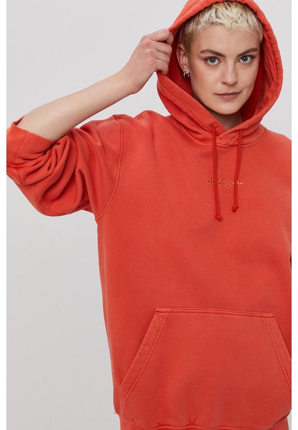 adidas Originals Bluza HB8058 kolor pomarańczowy z kapturem gładka. Okazja: na co dzień. Typ kołnierza: kaptur. Kolor: pomarańczowy. Materiał: dzianina. Wzór: gładki. Styl: casual