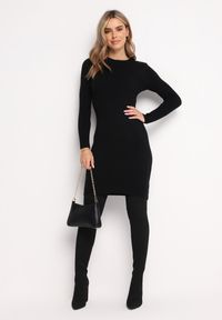 Born2be - Czarna Sukienka Mini z Prążkowanej Sweterkowej Dzianiny o Dopasowanym Fasonie Paulinma. Kolor: czarny. Materiał: dzianina, prążkowany. Długość rękawa: długi rękaw. Długość: mini #2