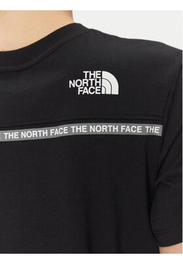 The North Face T-Shirt Zumu NF0A87DJ Czarny Regular Fit. Kolor: czarny. Materiał: bawełna
