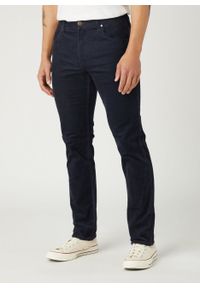 Wrangler - WRANGLER GREENSBORO MĘSKIE SPODNIE MATERIAŁOWE PARISIAN NIGHT W15QLM866 112341475 #1