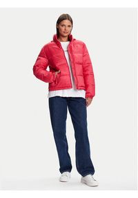 Tommy Jeans Kurtka zimowa DW0DW21619 Czerwony Relaxed Fit. Kolor: czerwony. Materiał: syntetyk. Sezon: zima #7