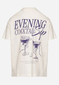 Born2be - Jasnobeżowy Bawełniany T-shirt z Ozdobnym Nadrukiem Addlessa. Okazja: na co dzień. Kolor: beżowy. Materiał: bawełna. Wzór: nadruk. Styl: klasyczny, casual