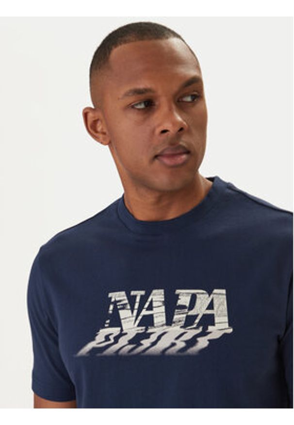 Napapijri T-Shirt Lodestar NP0A4FGY Granatowy Regular Fit. Kolor: niebieski. Materiał: bawełna