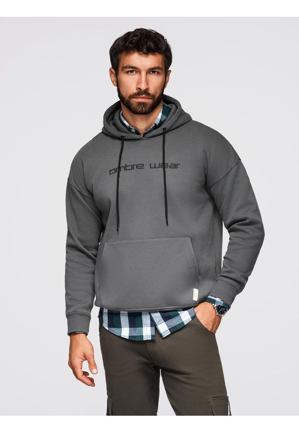 Ombre Clothing - Bluza męska kangurka z haftem i kapturem – grafitowa V2 - Rozmiar: M. Okazja: na co dzień. Typ kołnierza: kaptur. Kolor: szary. Materiał: dzianina, bawełna, poliester, materiał. Wzór: haft. Styl: klasyczny, casual, elegancki