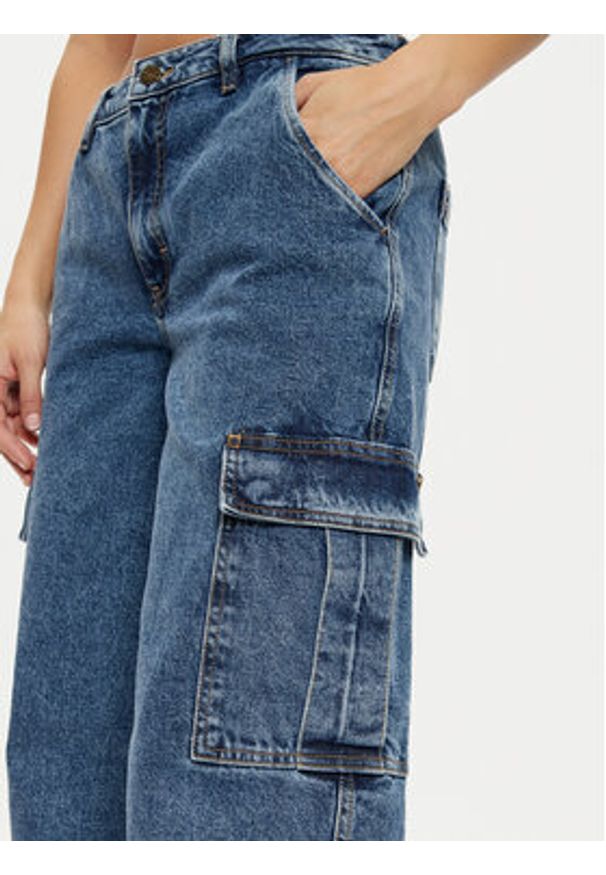 Guess Jeans Jeansy W5RA1R D5M43 Niebieski Regular Fit. Kolor: niebieski