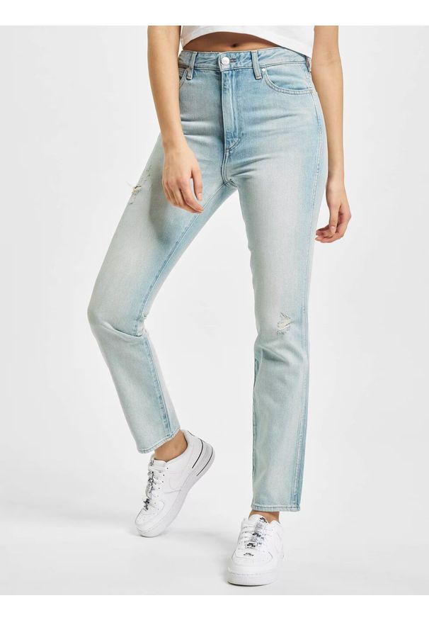 Wrangler - WRANGLER RETRO SKINNY ICY BLUE W253FH243 112127985. Styl: retro