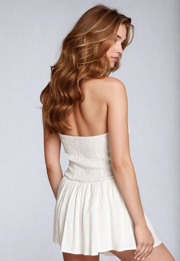 Born2be - Biała Sukienka z Lnem i Wiskozą o Rozkloszowanym Kroju z Gorsetem Vimandre. Okazja: na co dzień, na imprezę. Typ kołnierza: dekolt gorset. Kolor: biały. Materiał: wiskoza, len. Typ sukienki: gorsetowe. Styl: casual