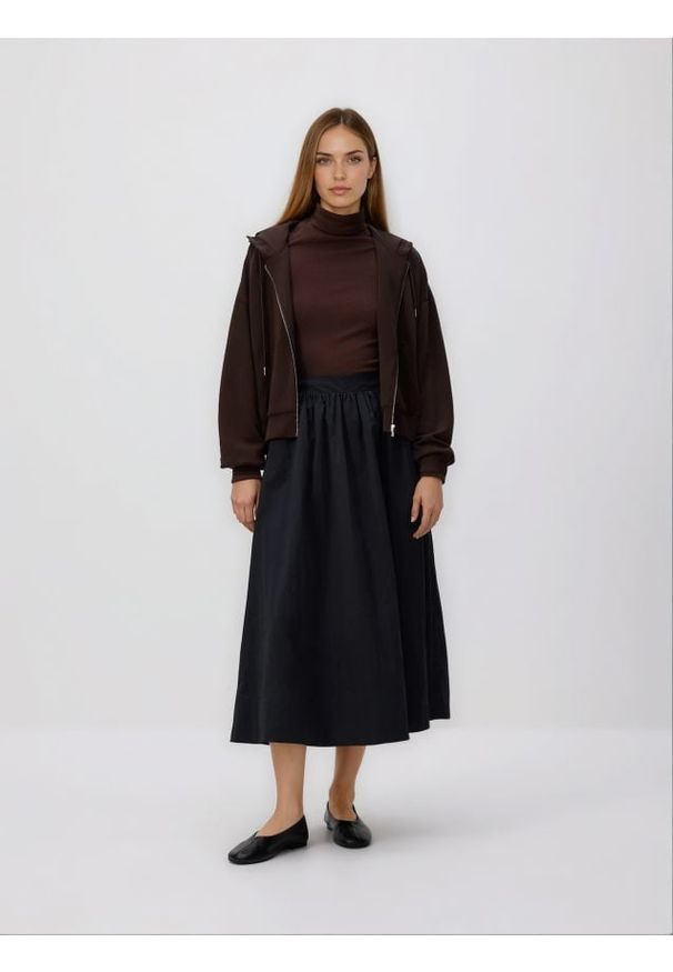 Reserved - Oversizowa bluza - ciemnobrązowy. Kolor: brązowy. Materiał: dzianina. Wzór: gładki