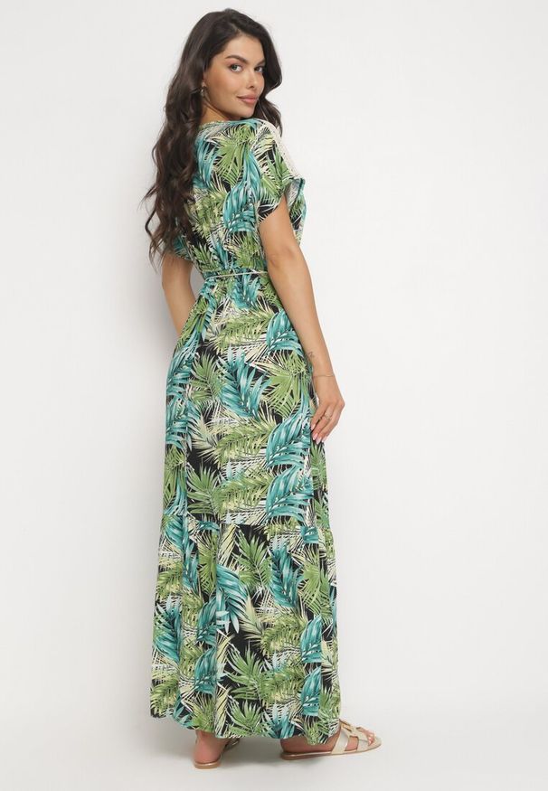 Born2be - Zielono-Czarna Wiskozowa Maxi Sukienka w Kwiaty Wiązana Sznurkiem Asmenna. Kolor: zielony. Materiał: wiskoza. Wzór: kwiaty. Długość: maxi