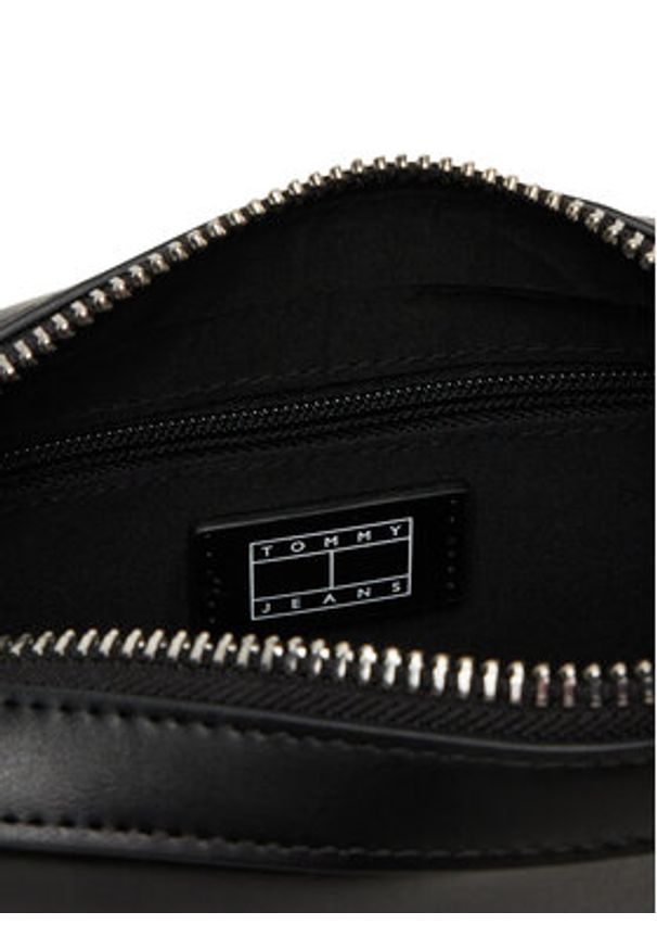 Tommy Jeans Torebka Tjw American Cool Camera Bag AW0AW17570 Czarny. Kolor: czarny. Materiał: skórzane
