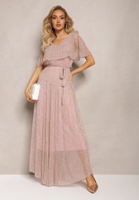 Renee - Ciemnoróżowa Koktajlowa Sukienka Maxi z Ozdobną Falbaną na Górze Cailey. Kolor: różowy. Materiał: tkanina, materiał. Długość rękawa: krótki rękaw. Wzór: gładki. Sezon: lato, wiosna. Styl: wizytowy. Długość: maxi