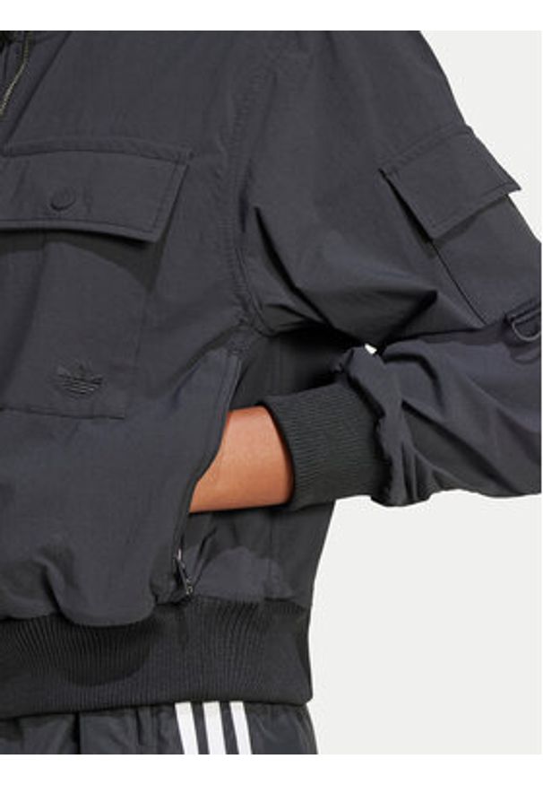 Adidas - adidas Kurtka bomber Premium Essentials JD4792 Czarny Loose Fit. Kolor: czarny. Materiał: syntetyk