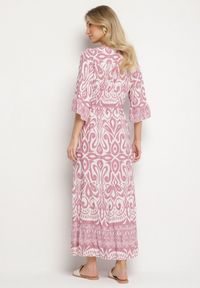 Born2be - Różowa Sukienka Bawełniana w Ornamentalny Wzór z Gumką w Talii Orrielle. Okazja: na co dzień. Typ kołnierza: dekolt w serek. Kolor: różowy. Materiał: bawełna. Typ sukienki: sportowe. Styl: casual, sportowy #3