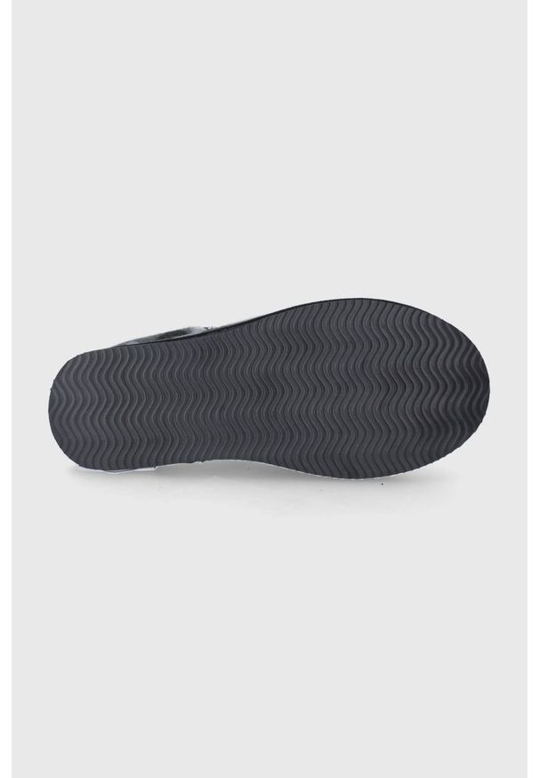 Jack & Jones Kapcie kolor szary. Kolor: szary. Materiał: materiał