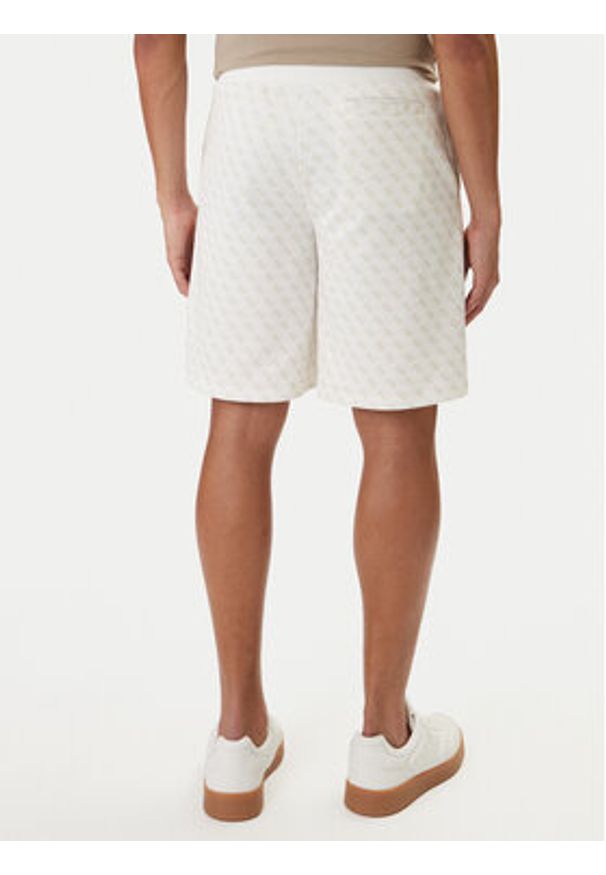 Guess Szorty sportowe Z4YD03 K7122 Écru Regular Fit. Kolor: kremowy. Materiał: syntetyk. Styl: sportowy
