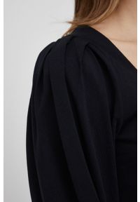 Sisley longsleeve bawełniany kolor czarny. Okazja: na co dzień. Kolor: czarny. Materiał: bawełna. Długość rękawa: długi rękaw. Wzór: gładki. Styl: casual #2