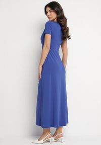 Born2be - Niebieska Sukienka z Marszczeniami Taliowana z Dodatkiem Wiskozy Arelona. Okazja: na co dzień. Typ kołnierza: dekolt w kształcie V. Kolor: niebieski. Materiał: wiskoza. Długość rękawa: krótki rękaw. Typ sukienki: proste. Styl: casual #3