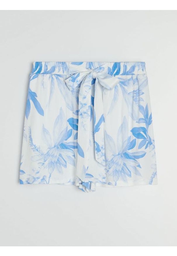 Sinsay - Wiskozowe szorty z ozdobnym wiązaniem w roślinny wzór - niebieski. Kolor: niebieski. Materiał: wiskoza