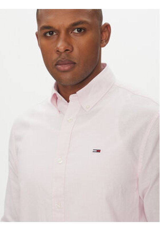 Tommy Jeans Koszula DM0DM20875 Różowy Regular Fit. Kolor: różowy. Materiał: bawełna, len