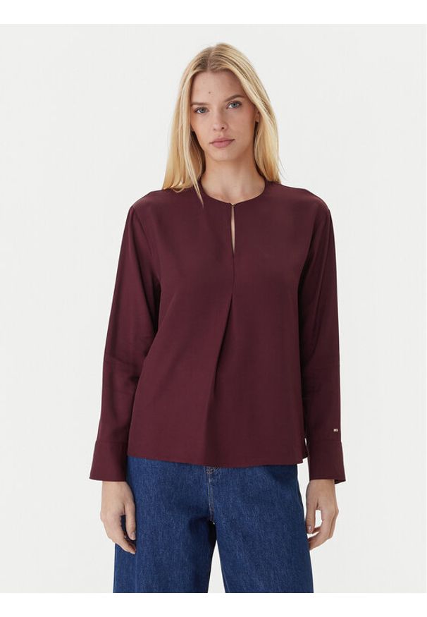 TOMMY HILFIGER - Tommy Hilfiger Bluzka WW0WW47339 Bordowy Relaxed Fit. Kolor: czerwony. Materiał: satyna, wiskoza
