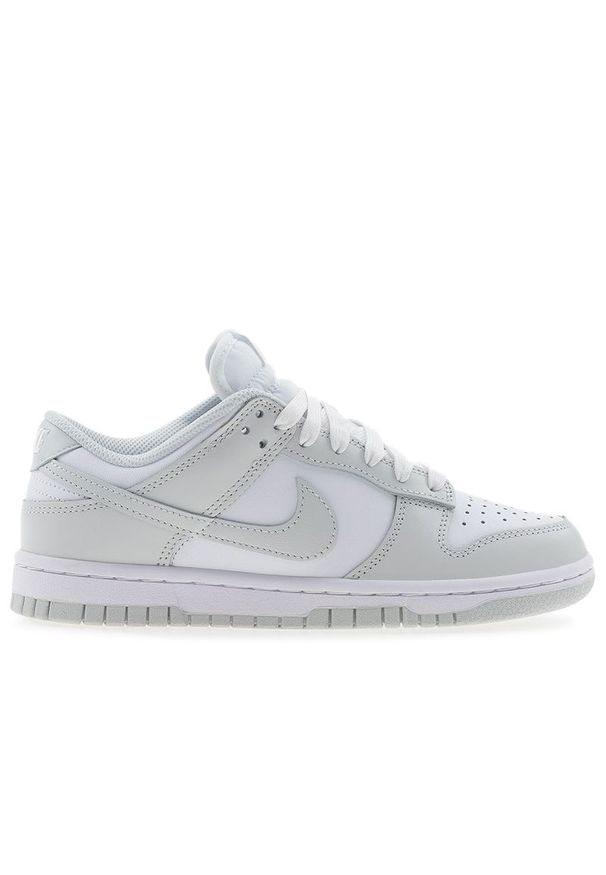 Buty damskie Nike Dunk Low DD1503-103 - szaro-białe. Kolor: biały, szary, wielokolorowy. Materiał: skóra, syntetyk, guma. Szerokość cholewki: normalna. Sezon: lato