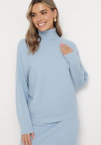 Born2be - Niebieski Golf z Luźnym Rękawem Canauto. Typ kołnierza: golf. Kolor: niebieski. Sezon: jesień, zima #4