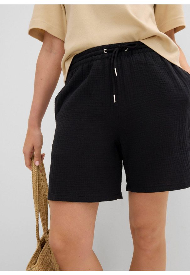 bonprix - Szorty muślinowe. Kolor: czarny. Materiał: bawełna