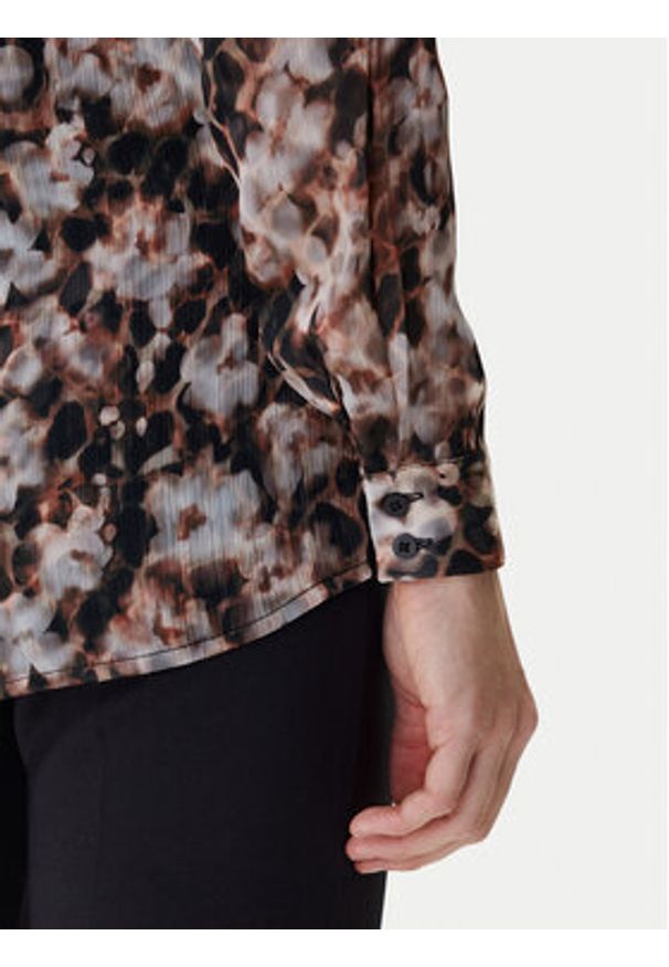 Guess Koszula W6RH73 WDW82 Brązowy Regular Fit. Kolor: brązowy. Materiał: syntetyk