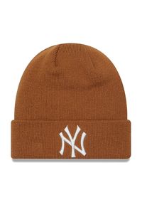 Czapka New Era New York Yankees League Essential 60364360 - brązowa. Kolor: brązowy. Materiał: akryl, dzianina. Wzór: aplikacja. Sezon: zima. Styl: klasyczny, casual