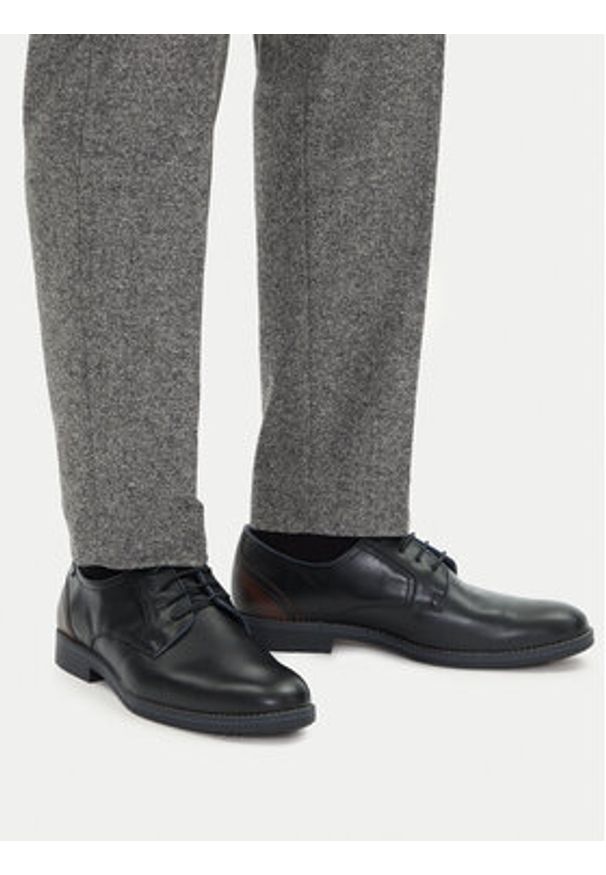 Pikolinos Półbuty M4V-4074C1 Czarny. Kolor: czarny. Materiał: skóra